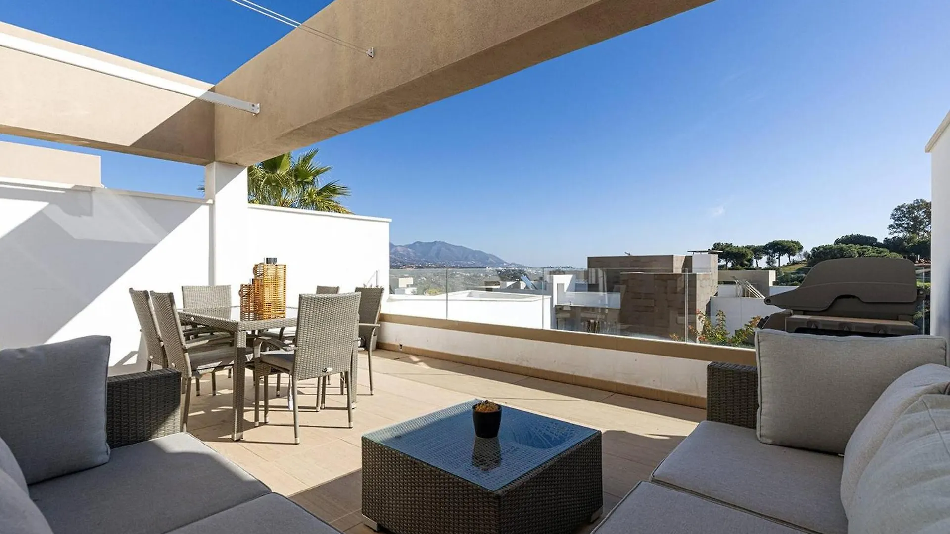 007 Modern 3 Bed Frontline Golf Townhouse In La Cala Golf Resort With Mountain Views Malaga Holiday home