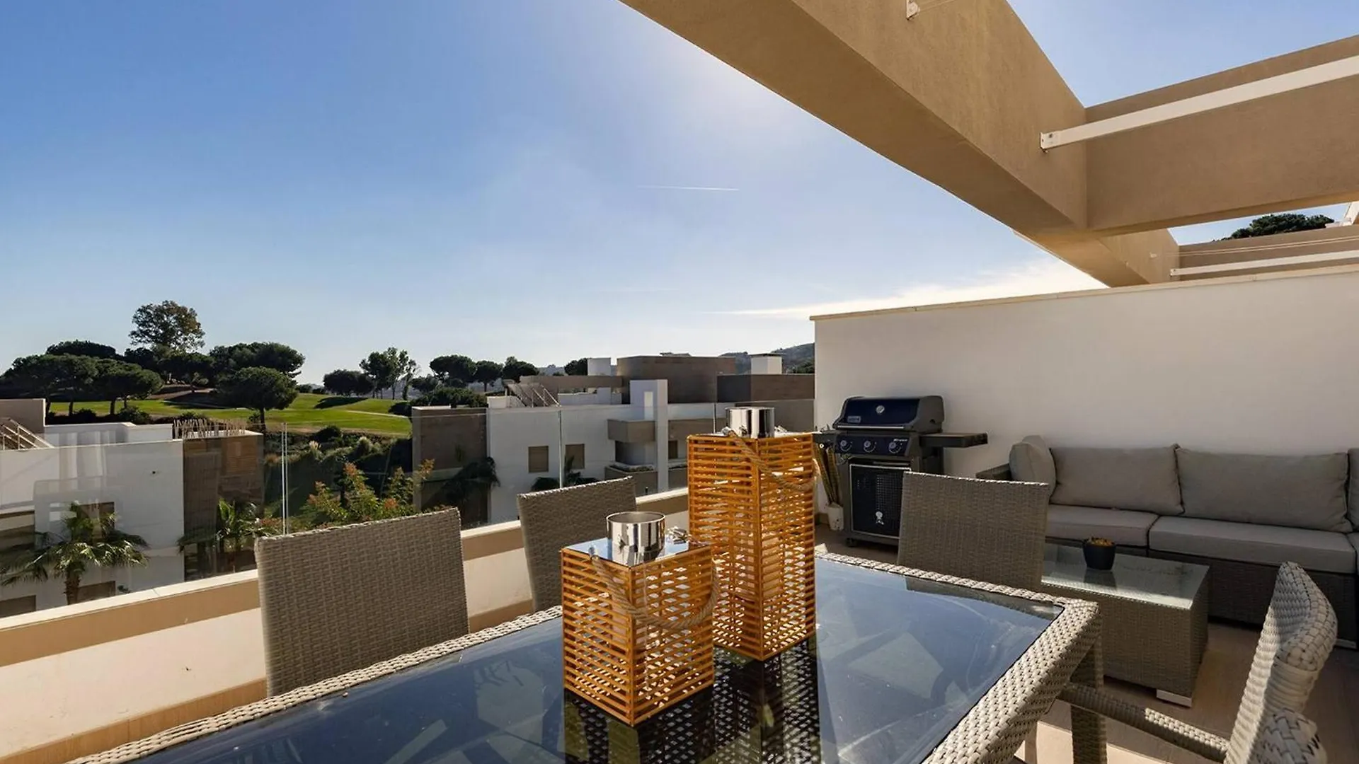 007 Modern 3 Bed Frontline Golf Townhouse In La Cala Golf Resort With Mountain Views Malaga Holiday home