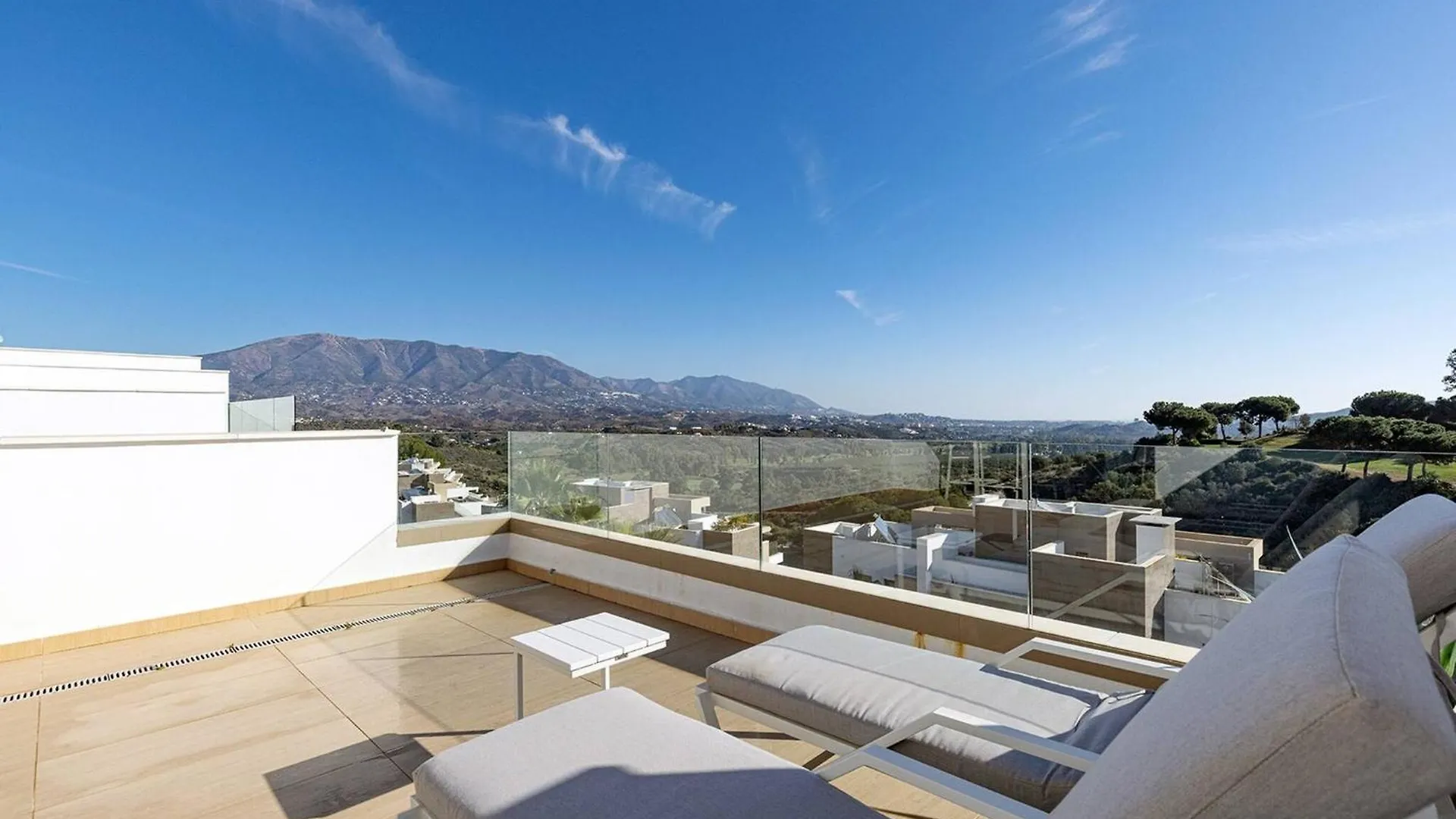 007 Modern 3 Bed Frontline Golf Townhouse In La Cala Golf Resort With Mountain Views contacts